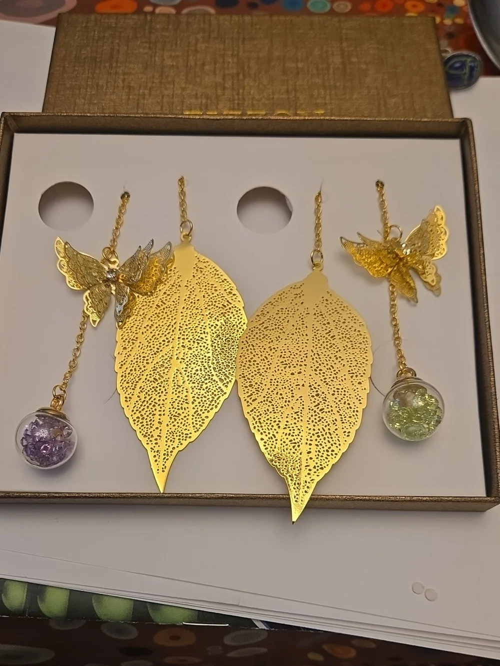 ZIZZON Metal Leaf Bookmarks featuring 3D butterfly pendants and glass beads NIB